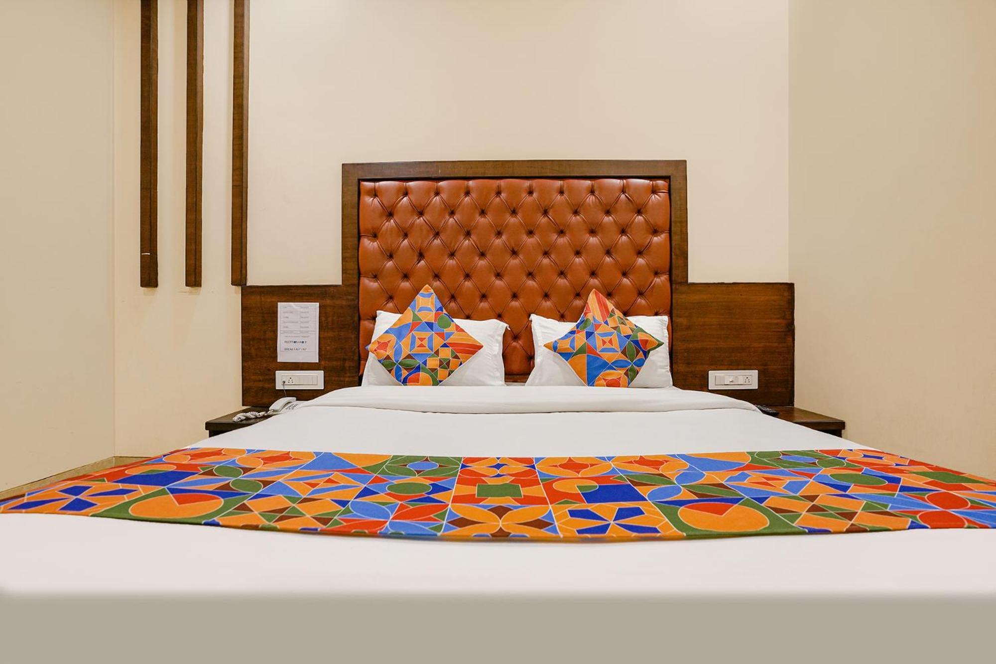 Fabhotel Vertigo Suites - Nr Bkc 孟买 外观 照片