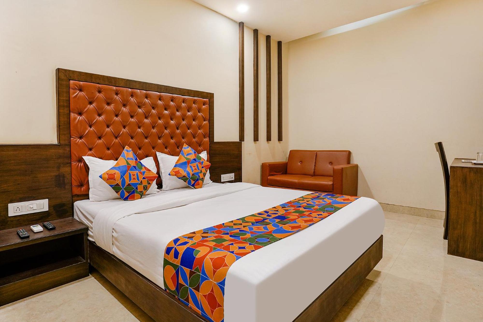 Fabhotel Vertigo Suites - Nr Bkc 孟买 外观 照片
