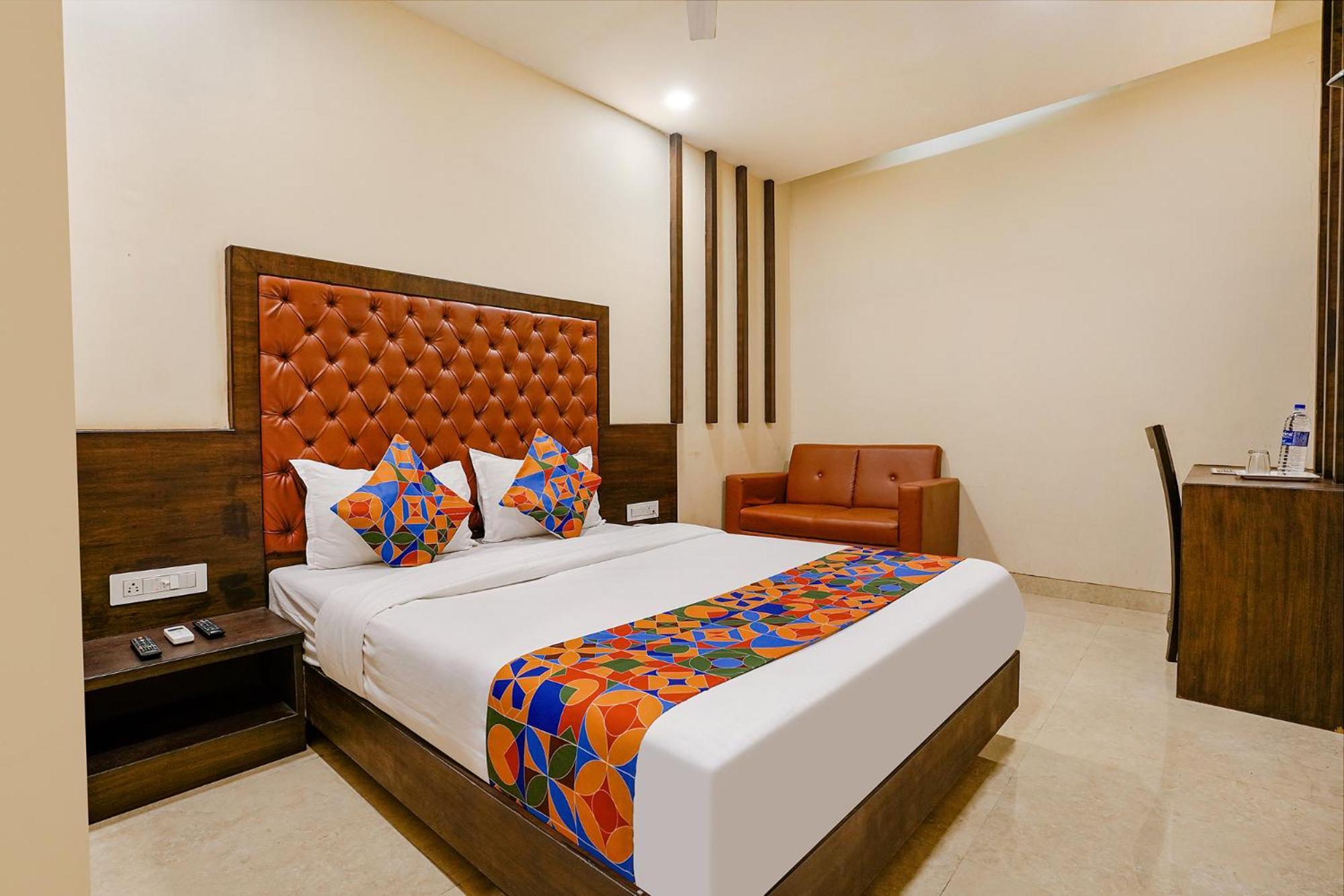 Fabhotel Vertigo Suites - Nr Bkc 孟买 外观 照片