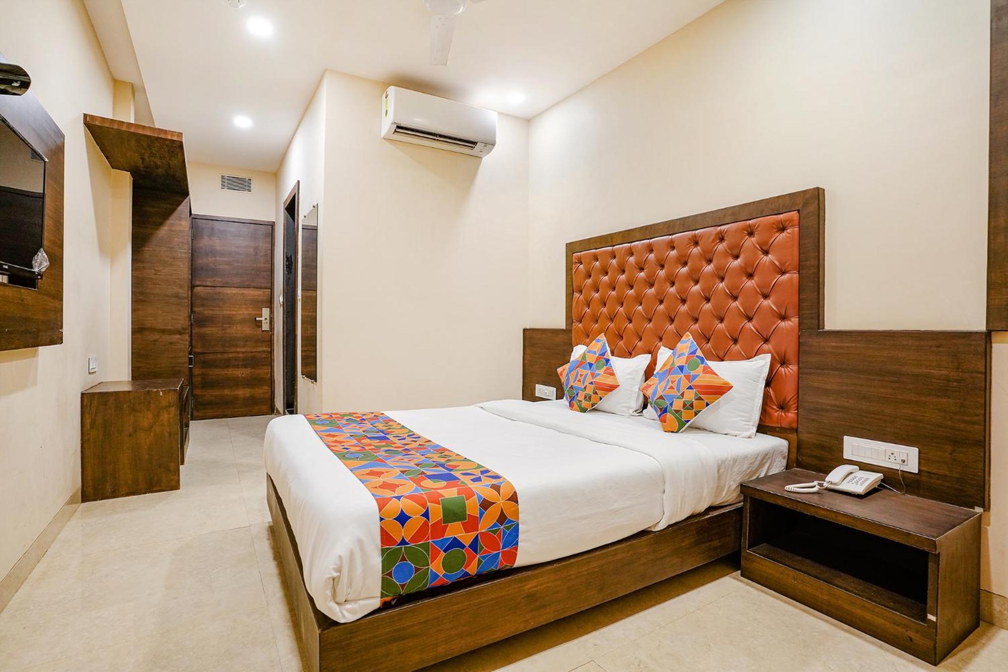 Fabhotel Vertigo Suites - Nr Bkc 孟买 外观 照片
