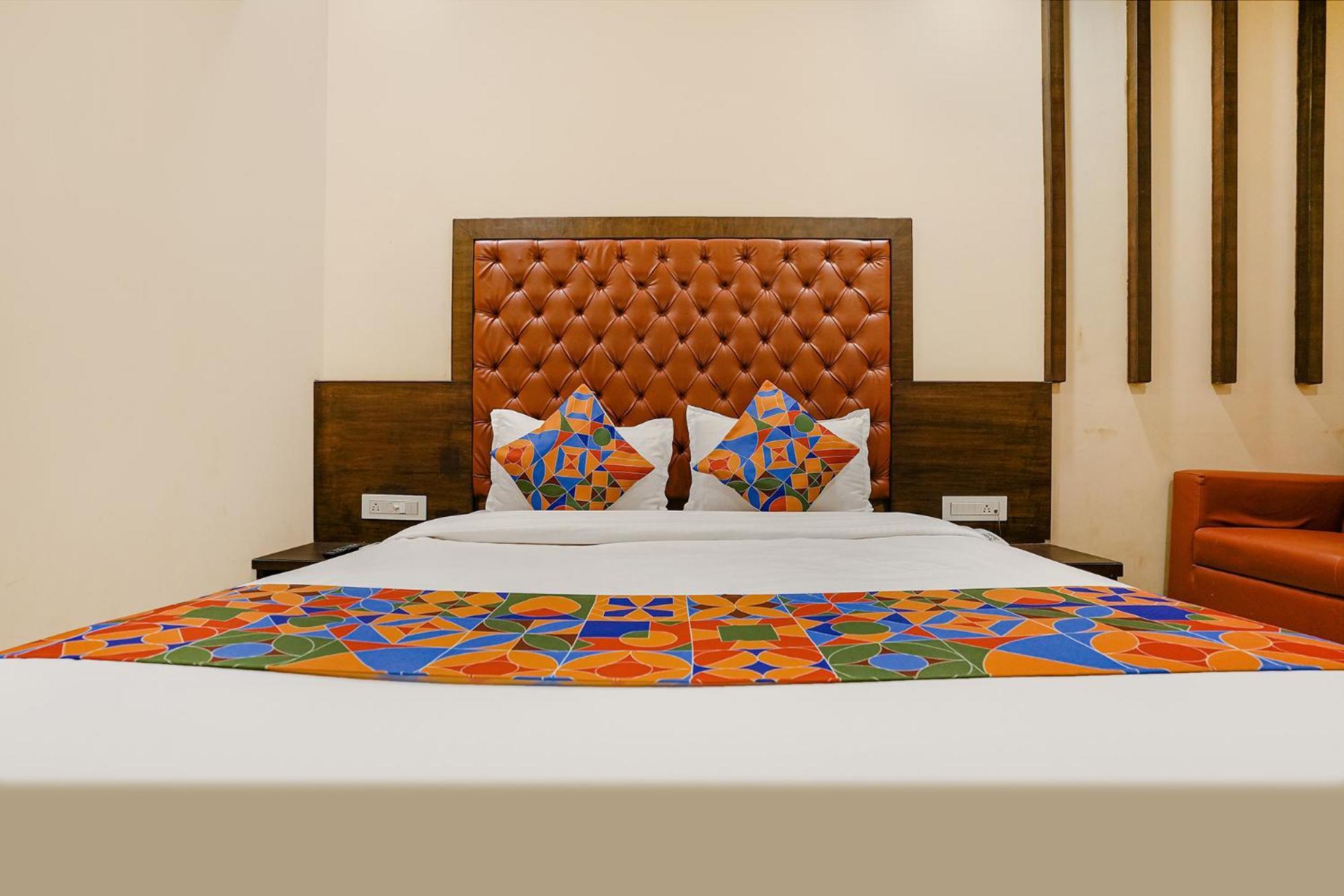 Fabhotel Vertigo Suites - Nr Bkc 孟买 外观 照片